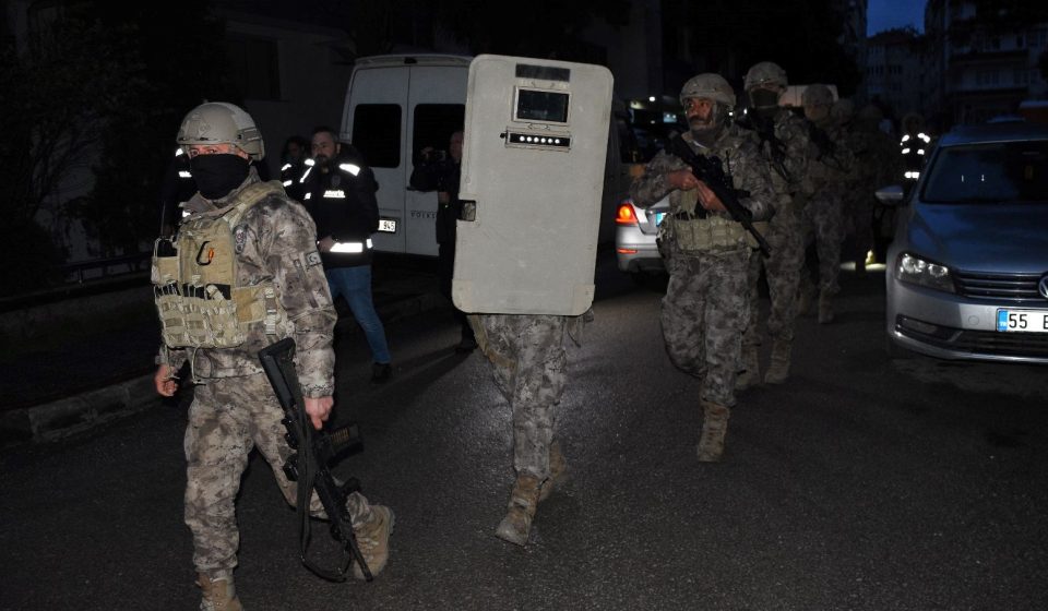 23 vilayette daes operasyonu 105 kuskulu yakalandi WaUjQsPE.jpg