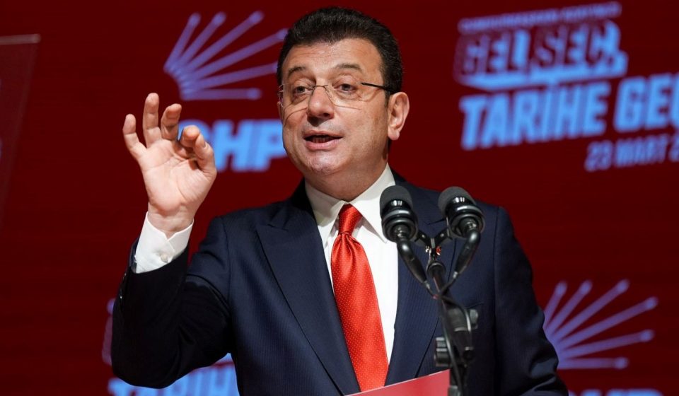 ekrem imamoglu hakim karsisinacikiyor 1VzlEwnK.jpg