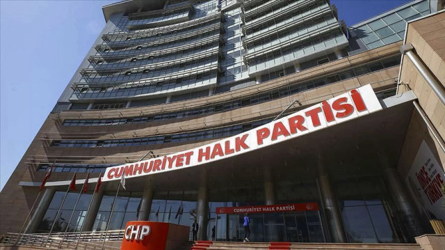 gazeteci ve siyasilere milyonlar akti 2GQI8js7.jpeg