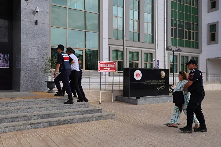 500 tllik ariza icin kiracilarini darp ederek oldurmuslerdi meskenleri yandi 3