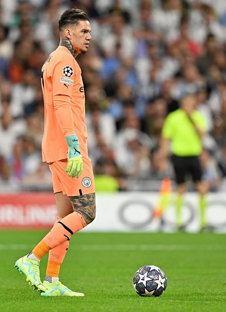 Ederson'un yeni kadrosu açıklandı: Sıhhat denetimlerinden geçmeye hazır 2 edersonun yeni kadrosu aciklandi sihhat denetimlerinden gecmeye hazir 1 J4FMOEOr