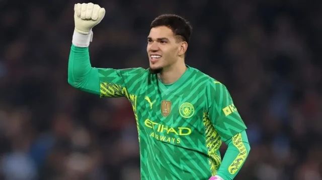 Ederson’un yeni kadrosu açıklandı: Sıhhat denetimlerinden geçmeye hazır edersonun yeni kadrosu aciklandi sihhat denetimlerinden gecmeye hazir M6UOu1RY.webp