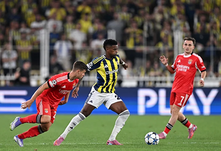 Fenerbahçe'de sakatlık şoku 5 fenerbahcede sakatlik soku 4 CVG1Ly3P