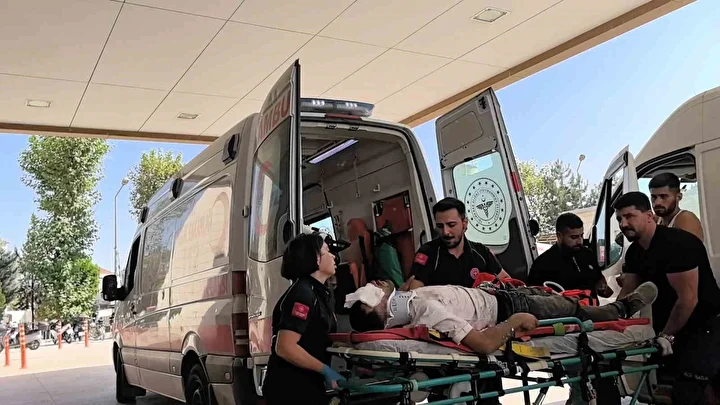 Havalandırma boşluğuna düşen inşaat çalışanı ağır yaralandı 3 havalandirma bosluguna dusen insaat calisani agir yaralandi 2 eSbp6ctc