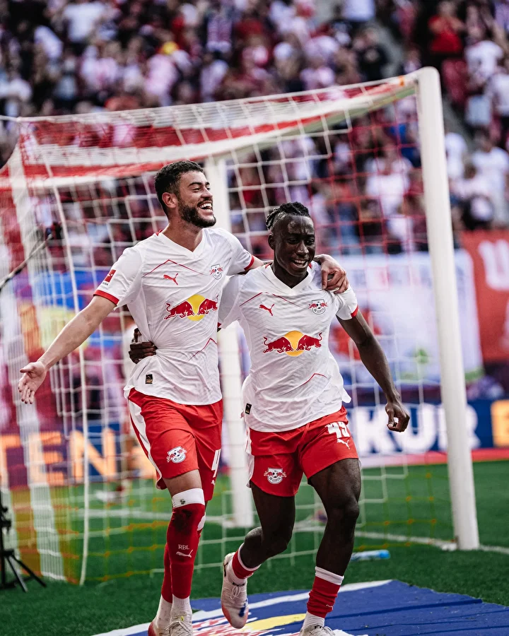 romulo leipzig meslegini fevkalade bir golle acti nefis bir vurus video 3 9Aj9Ww89