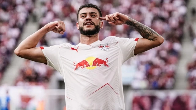 romulo leipzig meslegini fevkalade bir golle acti nefis bir vurus video c5z9kNI9.webp