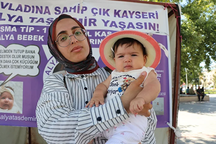 smali alyanin annesi bebegimi yasatmak istiyorum 0