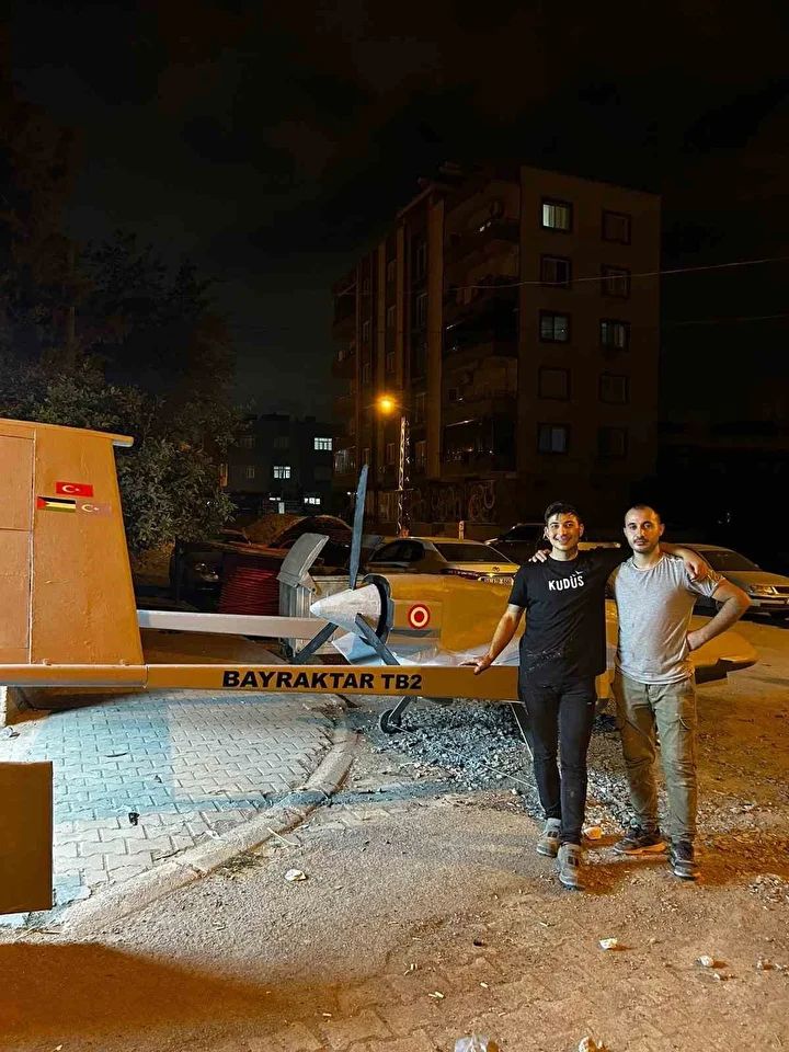 yarim ton tartisindaki 30 gunde yaptilar 100 bin tl civarinda bir maliyetle bu projeyi HFvWa5XN