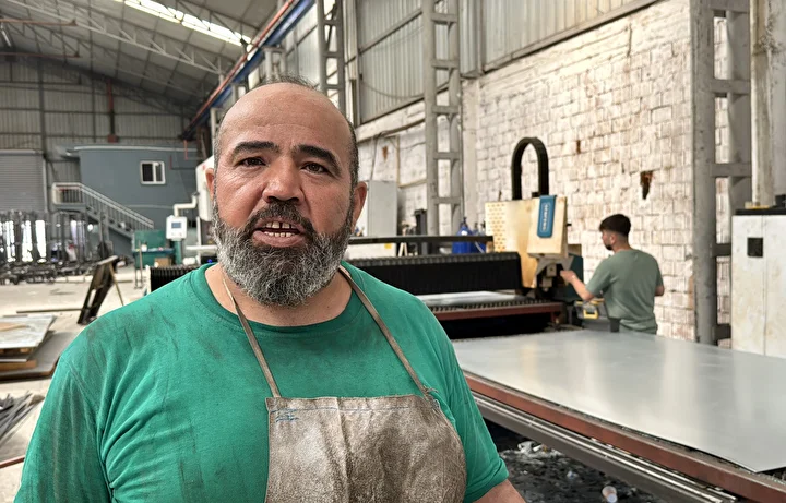 16 yaşında 'Yılın Çırağı' seçildi, gayesi 'Yılın Ahisi' olmak: Ustasından öğrendi artık kendi fabrikasını kuracak 7 16 yasinda yilin ciragi secildi gayesi yilin ahisi olmak ustasindan ogrendi artik kendi fabrikasini Z2JgcFVC