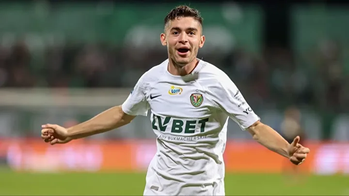 21 yasinda suudi arabistana transfer oldu turk futbolcudan flas imza 4 CkYTTaNn