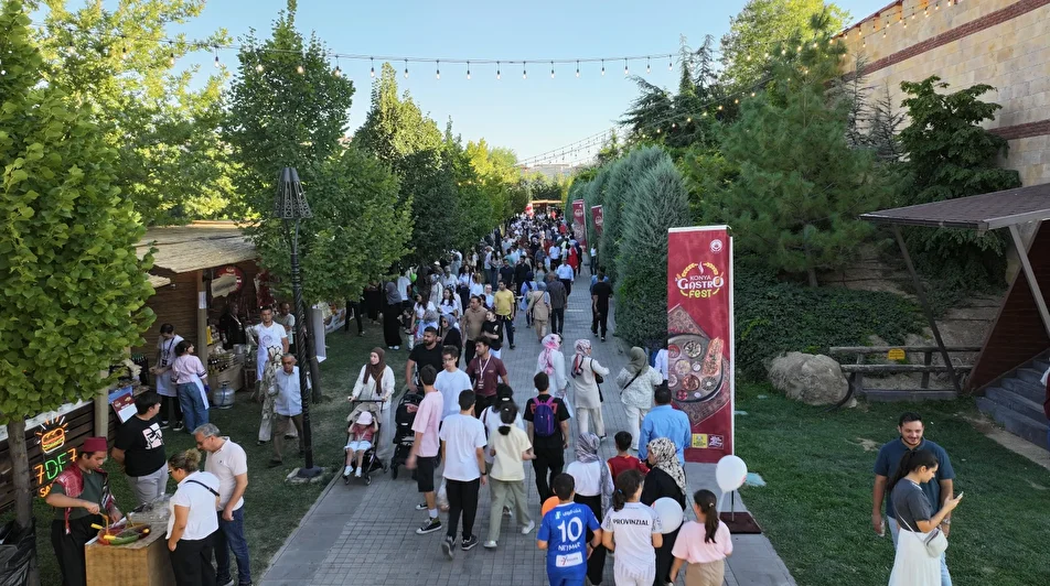 3 konya gastronomi senligi buyuk bir coskuyla basladi 4 WuVb1AS1