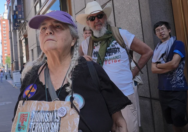 abdde vergi mukellefleri new yorkta gazze icin miting duzenledi 18 XQnTyRlD