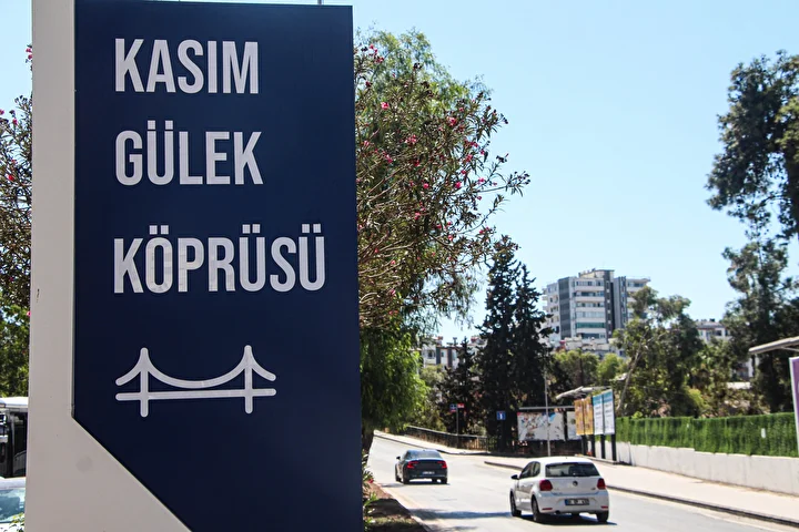 adananin simgesi yikiliyor james bond sinemasinin aksiyon sahneleri burada cekilmisti 3 f6P3C1tj