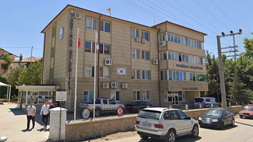 Ahmet Sungur misyondan uzaklaştırıldı 2 ahmet sungur misyondan uzaklastirildi 1 NH6b2G9e