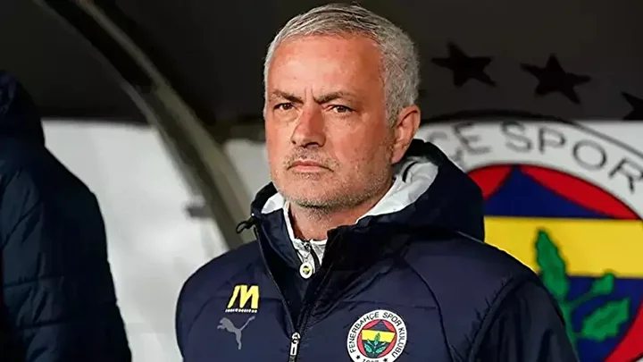 ali koc ayrilik nedenini birinci kere acikladi mourinhodan aciklama sonrasi flas hamle 8