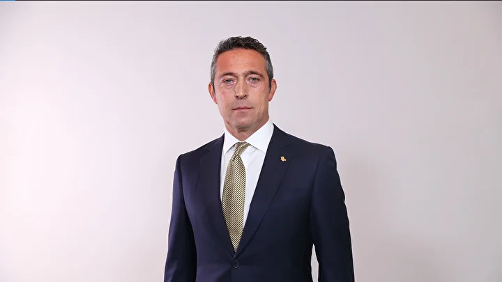 Ali Koç yıldız oyuncunun ismini açıkladı: '8 numara için eli kulağındaydı' 4 ali koc yildiz oyuncunun ismini acikladi 8 numara icin eli kulagindaydi 3