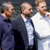 ali koc yildiz oyuncunun ismini acikladi 8 numara icin eli kulagindaydi gF4RmIGO.webp