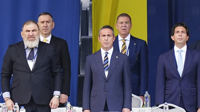 ali koca kongrede buyuk sok bunu beklemiyordu video ONrYAb8V.webp
