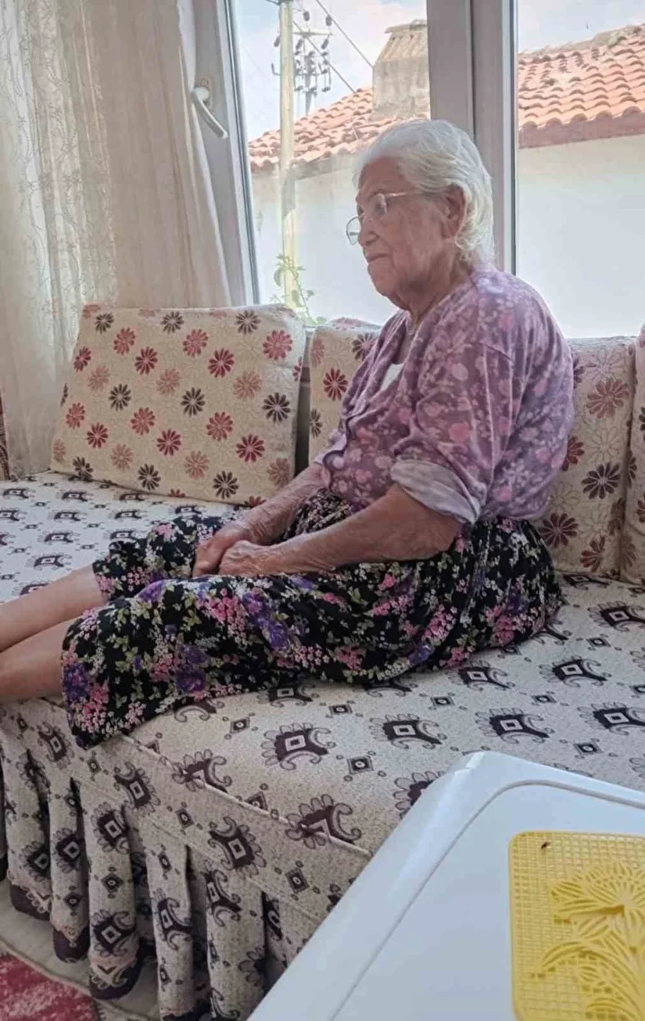 Alzheimer hastası bayan her yerde aranıyor 3 alzheimer hastasi bayan her yerde araniyor 2 UktqRndX