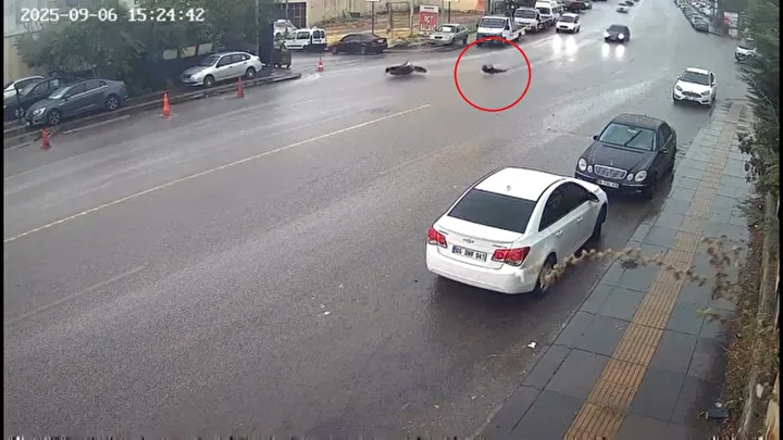 ankarada saganak hayati felc etti yollar ve sokaklar gole dondu 9