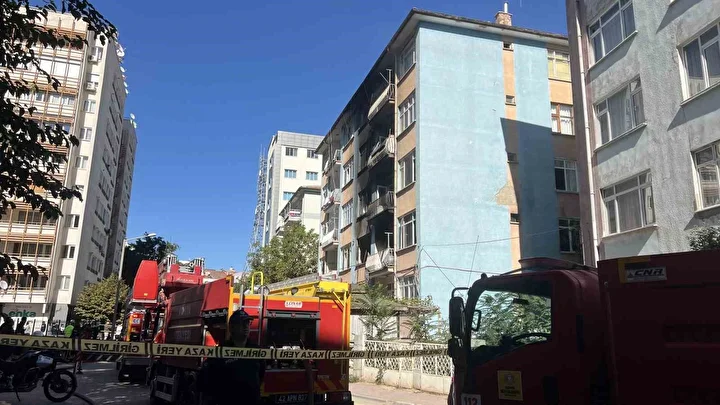apartmanda cikan yangindan 13 kisi etkilendi 3 QGsGfPTB