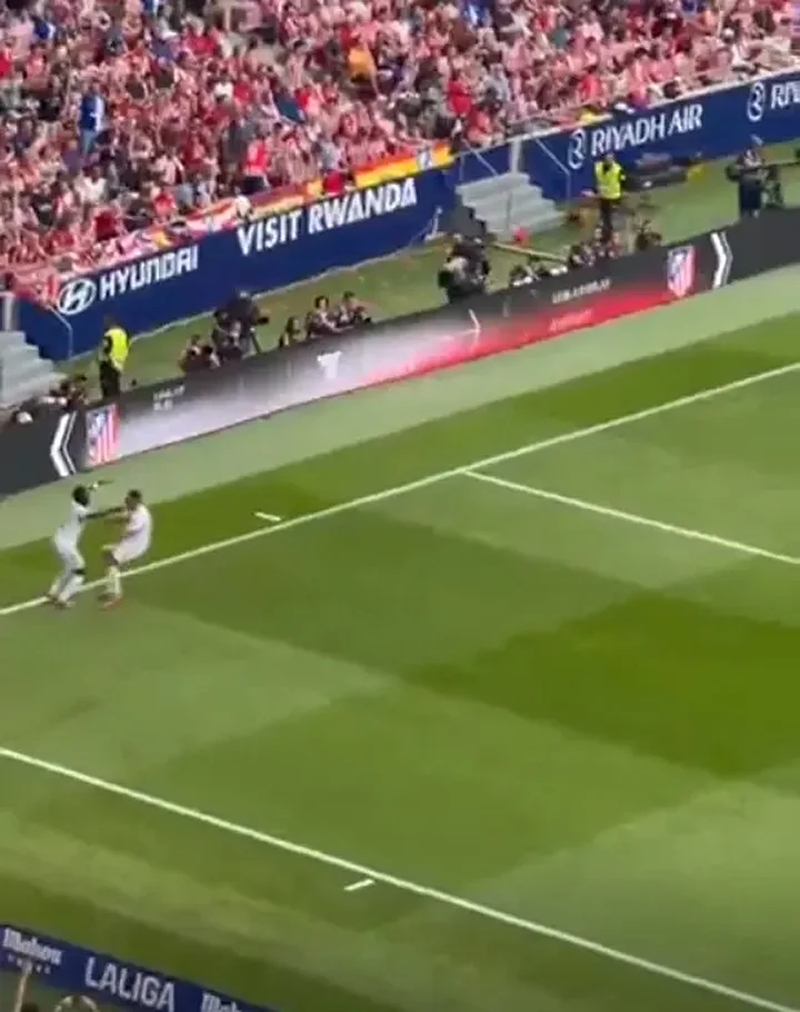 Arda Güler'in gol sevincindeki manzara tartışma çıkardı 4 arda gulerin gol sevincindeki manzara tartisma cikardi 3 fEZKdwfy