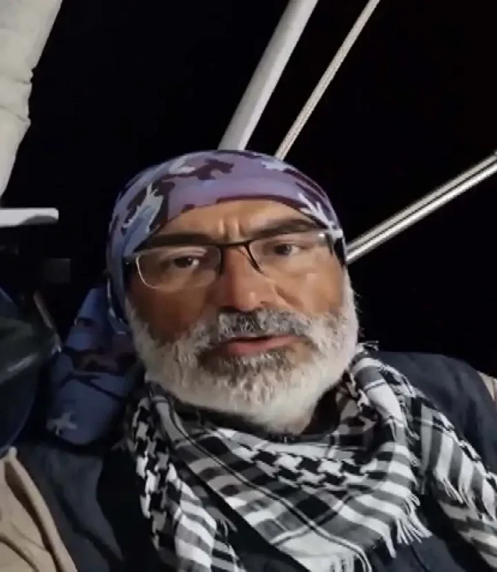 Arızalanan Sumud teknesindeki aktivistlere Türk Donanması yardımcı oldu: 'Ömrümüz boyunca unutmayacağız' 8 arizalanan sumud teknesindeki aktivistlere turk donanmasi yardimci oldu omrumuz boyunca unutmayacagiz 7 m4C6z8E6