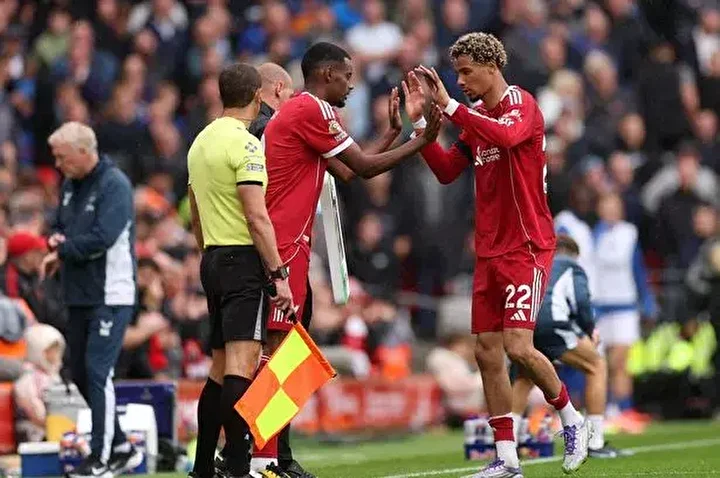 arne slot acikladi galatasaraya karsi oynayamayacak 3 GGR8Tzit