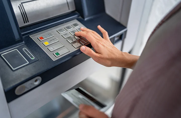 ATM’lerde yeni devir: 6 bankadan büyük kolaylık artık masraf ve kurul kesintisi yok 5 atmlerde yeni devir 6 bankadan buyuk kolaylik artik masraf ve kurul kesintisi yok 4