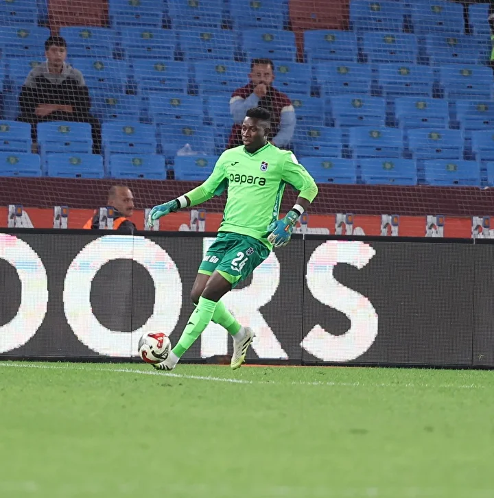 Avrupa Onana'yı konuşuyor 1 avrupa onanayi konusuyor 0 cr7JKs19