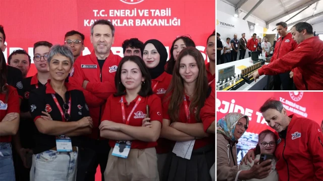 bakan bayraktar teknofest gencligiyle bulustu sizlerle turkiyenin gelecegi cok daha aydinlik olacak 4wufxvN6.webp