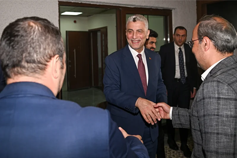 bakan bolattan azerbaycan turkiye ekonomik baglantilarina vurgu zengezur koridoru ile transit ticaret guclenecek 3