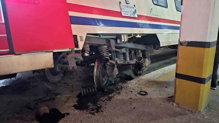 bandirmada tren kazasi ucuz atlatildi 0 uLKnmWHA