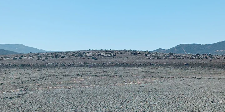Barajda su düzeyi düştü: Hamamlar Höyüğü gün yüzüne çıktı 5 barajda su duzeyi dustu hamamlar hoyugu gun yuzune cikti 4