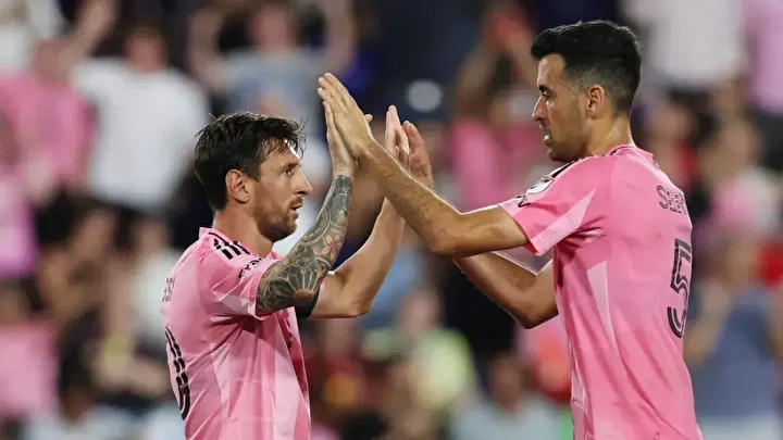 Barcelona efsanesinden şok karar: Futbolu bırakma kararı aldı! 5 barcelona efsanesinden sok karar futbolu birakma karari aldi 4 tAI9NsNs