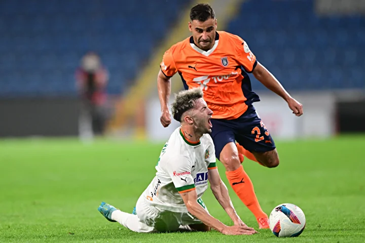 basaksehir fk alanyaspor mac takimi ve mumkun 11ler 2 3dZ8fzhD