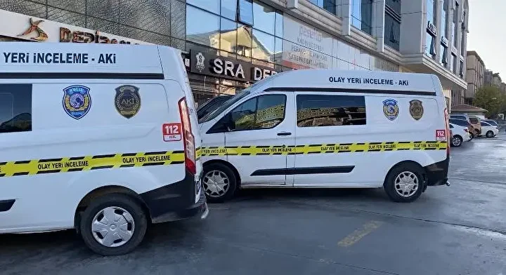 basaksehirde kan donduran cinayet is yerinde elleri ve ayaklarini baglayip katlettiler 1 FyiSGw7E