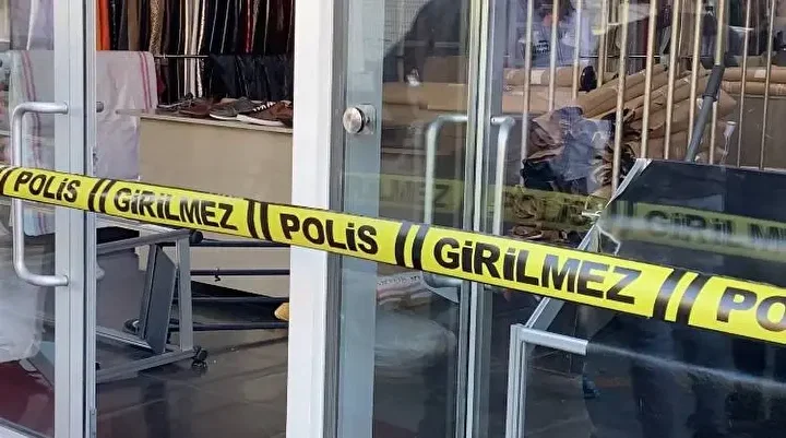 basaksehirde kan donduran cinayet is yerinde elleri ve ayaklarini baglayip katlettiler 4 Yz4afdkQ