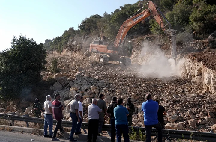 bati seria sakinleri israilin kusatma tehdidini protesto etti 0 mjGAYXX5