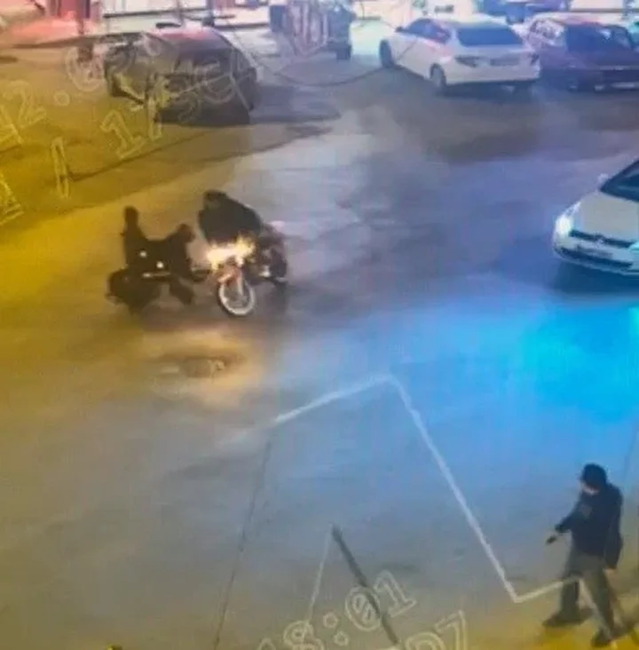Bayburt'ta ehliyetsiz şoför engelli vatandaşa çarpıp kaçtı: Yalnızca ben değil insanlık ve vicdan da yaralandı 2 bayburtta ehliyetsiz sofor engelli vatandasa carpip kacti yalnizca ben degil insanlik ve vicdan da iQ5R6IeJ