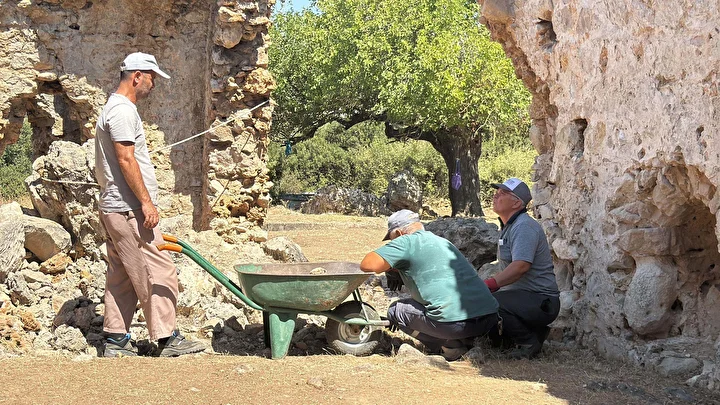 becin kalesindeki 600 yillik medrese yine ayaga kalkacak 7 GhGTB91G