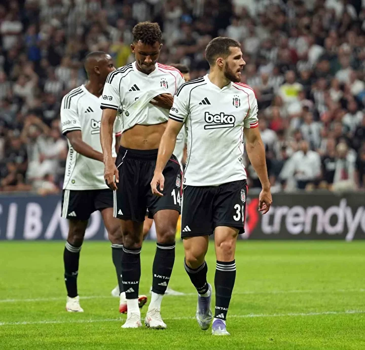 besiktasta kayserispor maci oncesi buyuk kriz 10 isim forma giyemeyecek 2 COK5ksyT