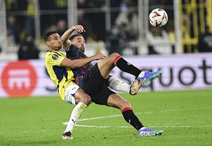 besiktastan fenerbahceli yildiza kanca transferde uc rakibi var 3 aMFIERUs