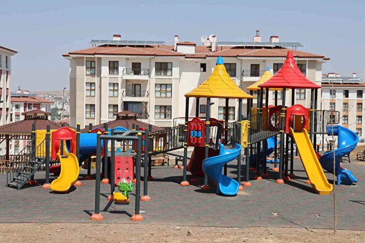 bir kent adeta bastan kuruldu elazigda 36 bin konut depremzedelere teslim edildi 6 ediRScbq