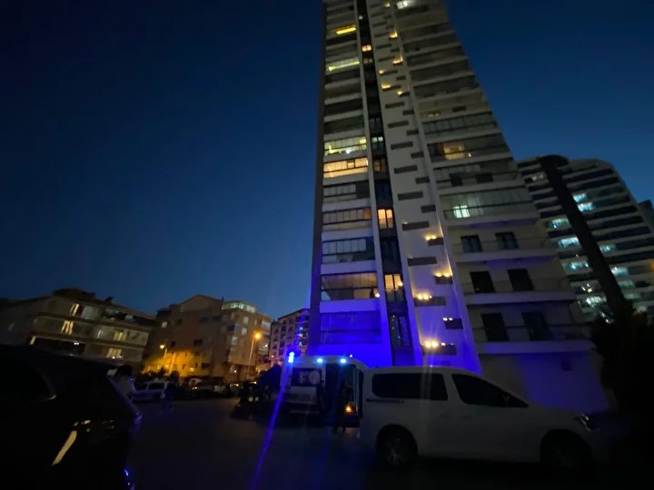 Boşanma evresindeki eşini çocuklarının gözü önünde tabancayla öldürdü 1 bosanma evresindeki esini cocuklarinin gozu onunde tabancayla oldurdu 0 5V8cXdlh