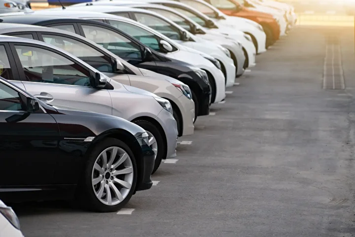 bu araclar cebinizi dusunuyor turkiyenin en az yakan akaryakitli dizel ve otomatik vitesli araba A4II5crf