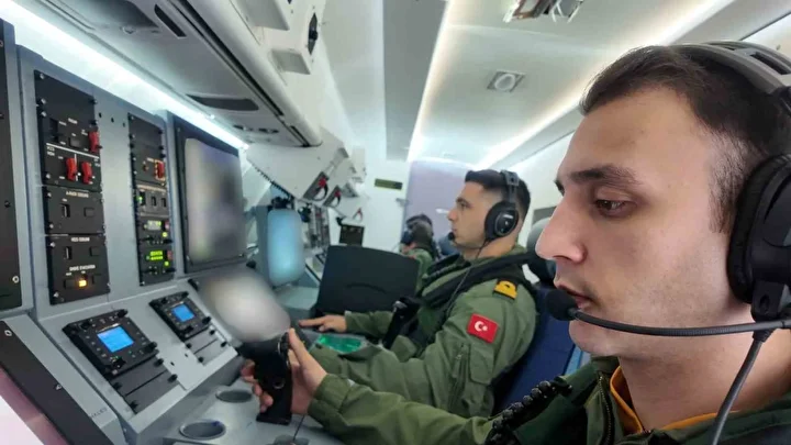 Bu karakol uçuyor: TSK’nın göz bebeği! Mavi vatanın güvenliğinde kilit rol oynuyor 4 bu karakol ucuyor tsknin goz bebegi mavi vatanin guvenliginde kilit rol oynuyor 3