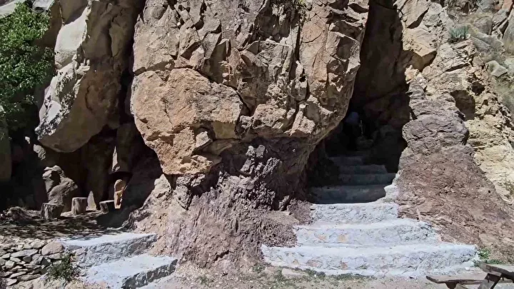 Burası yaz kış sıfır derece: 7 köy yolunun kesiştiği noktada yer alıyor herkes görmek için akın ediyor 3 burasi yaz kis sifir derece 7 koy yolunun kesistigi noktada yer aliyor herkes gormek BwnEvMZd