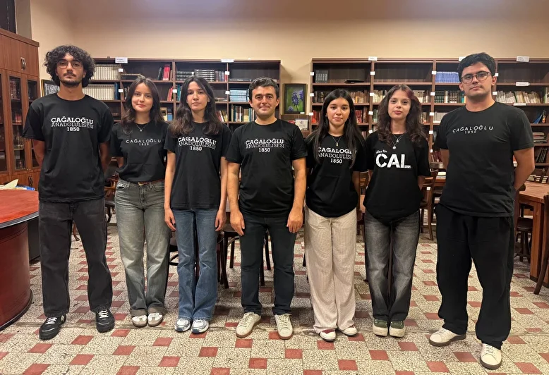Cağaloğlu Anadolu Lisesi öğrencilerinden CERN'de tarihi muvaffakiyet 4 cagaloglu anadolu lisesi ogrencilerinden cernde tarihi muvaffakiyet 3 VU4EtFZK