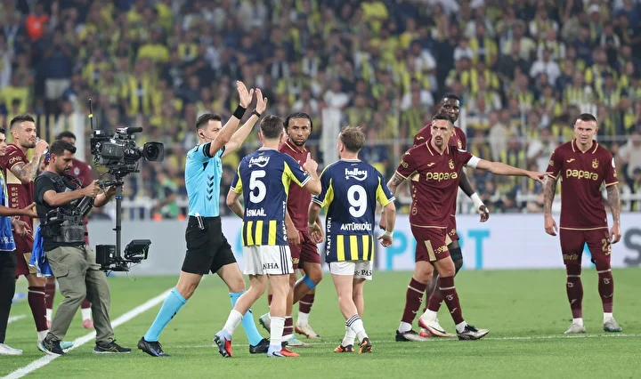 canli yayinda operasyon hakem yorumculari bile isyan etti 3 4GzpSMI8